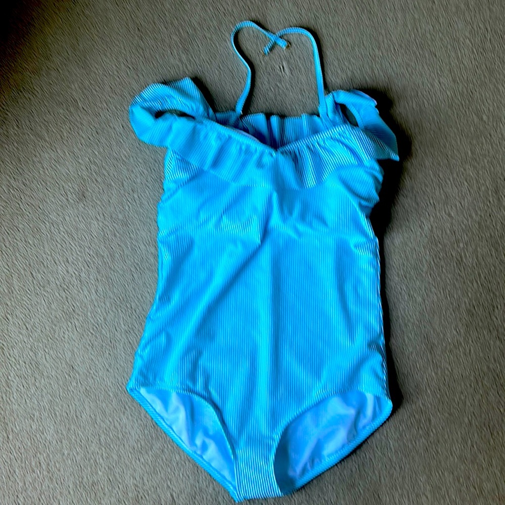 Lands end seersucker ruffle, one piece bathing suit size 18